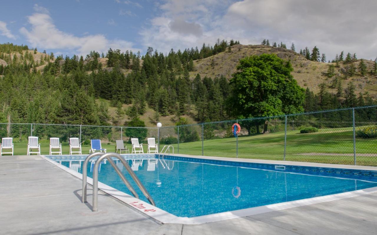 St Andrews By The Lake Golf Resort Kaleden Luaran gambar
